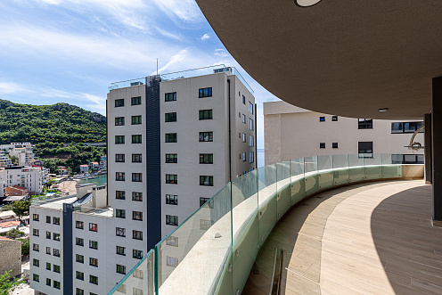 Apartment in Rafailovići, with a total area of 127 m² plus a 13 m² terrace.